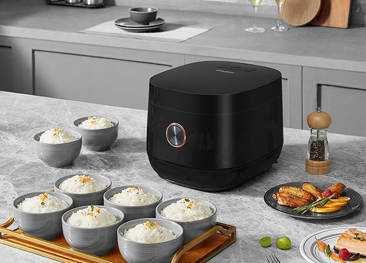 What Are the Advantages of Using a Rice Maker Cooker?